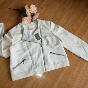 NWT Chico's Moto Jacket Ivory Gray Medium 8 Retro Rocker Hip Pockets NEW Zippers